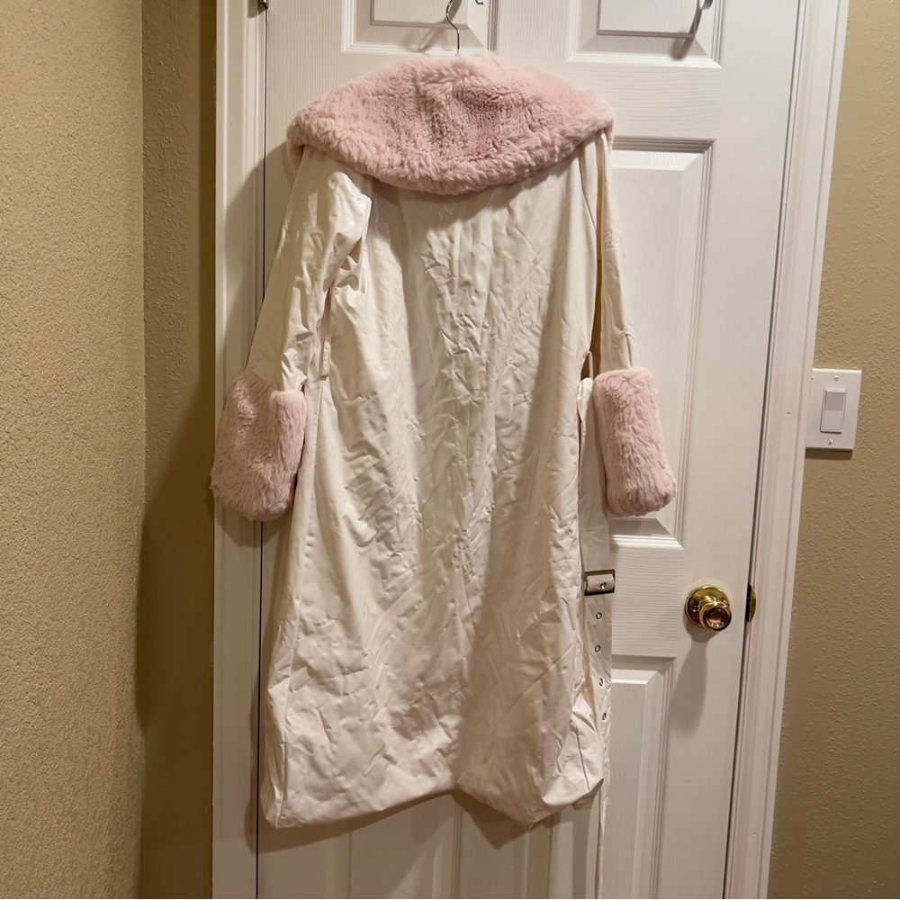 Pretty Little Thing Pink and White Women's Coat - Picture 8 of 8